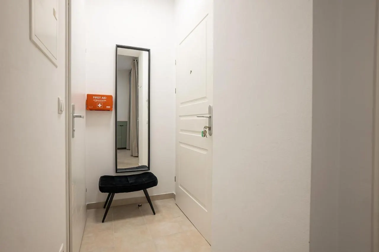 42 M2 Central Bright Apartment With A Terrace Vienna