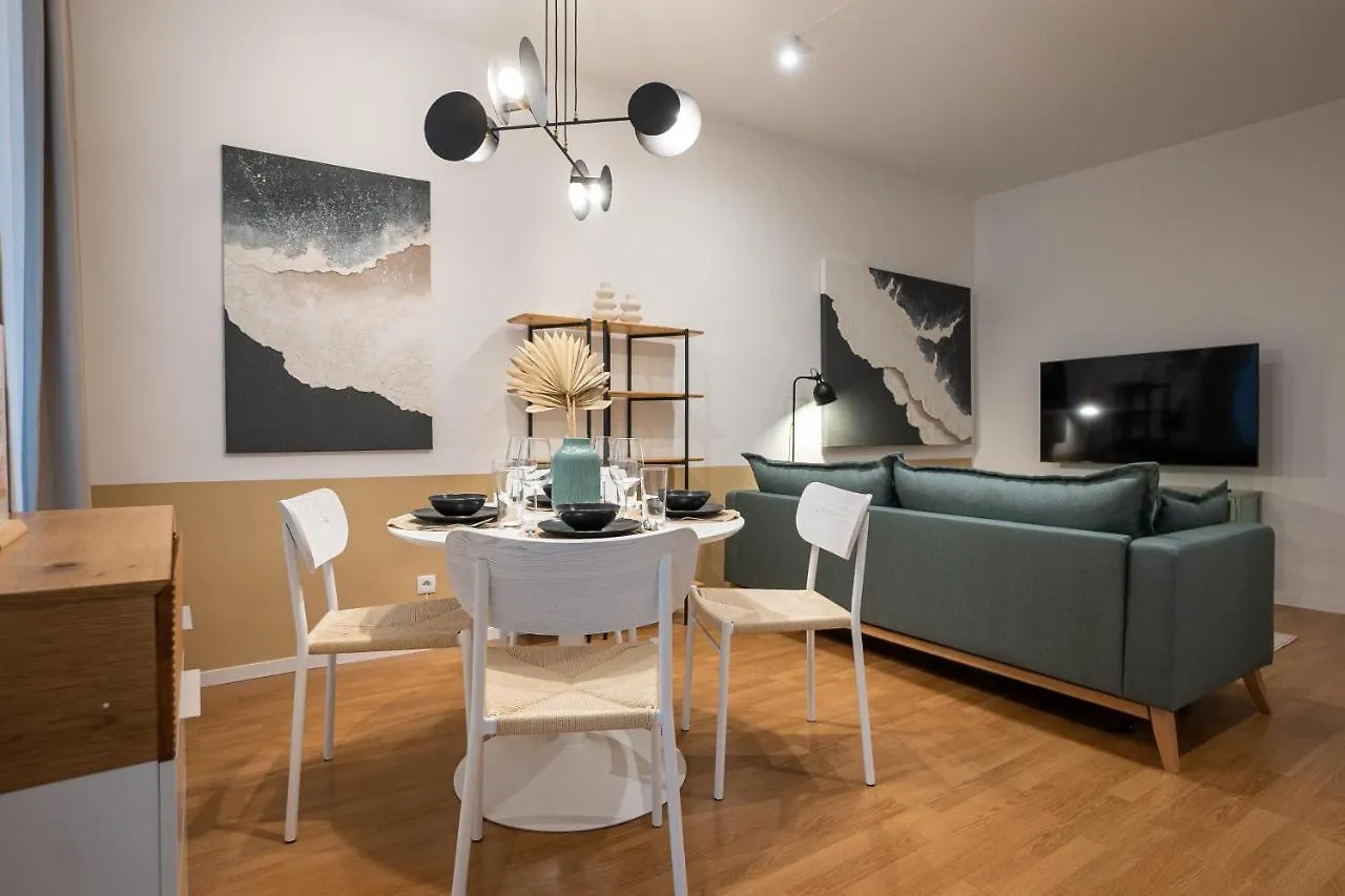 42 M2 Central Bright Apartment With A Terrace Vienna