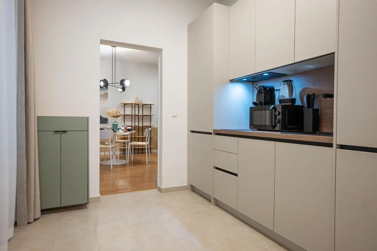 42 M2 Central Bright Apartment With A Terrace Vienna