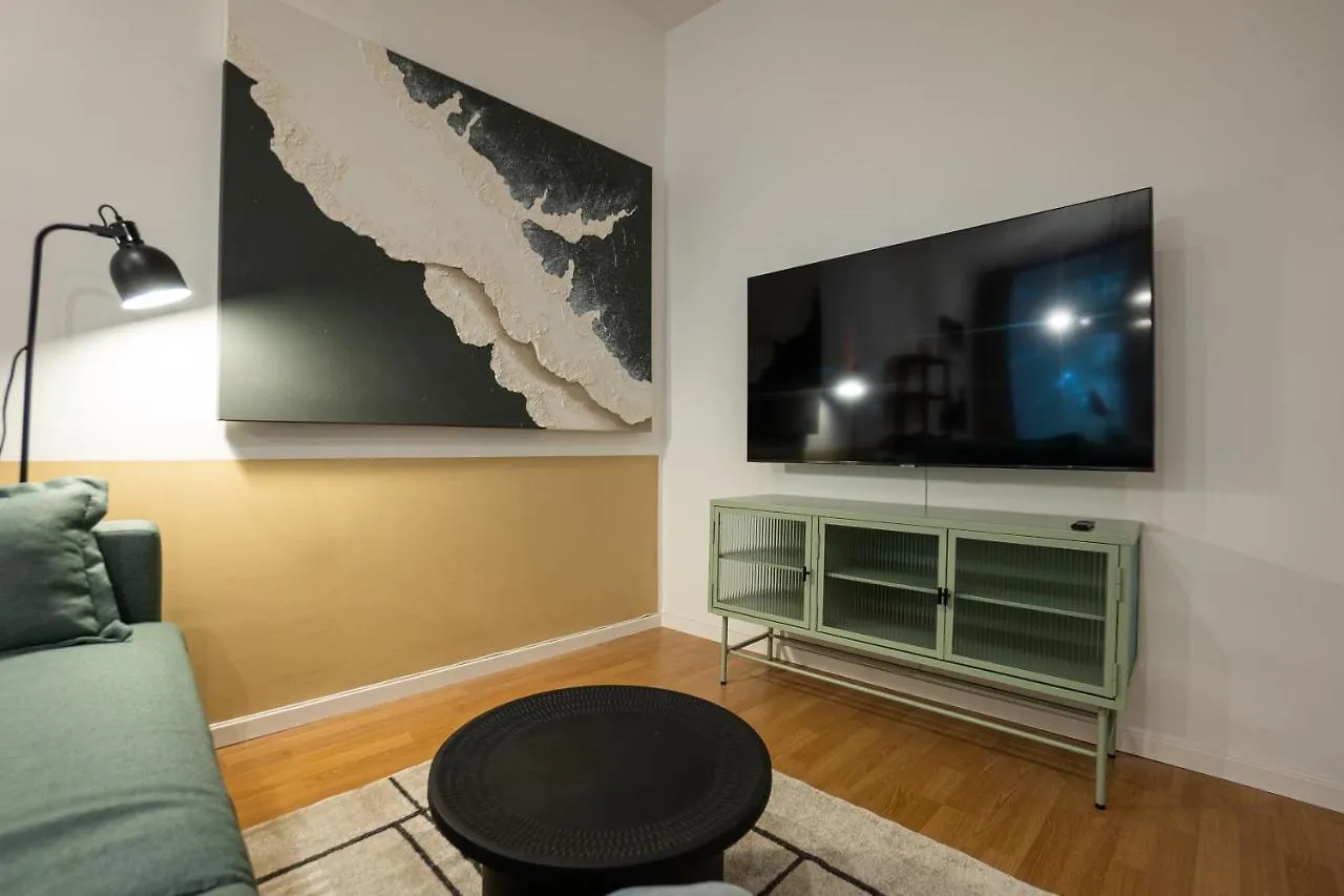 42 M2 Central Bright Apartment With A Terrace Vienna